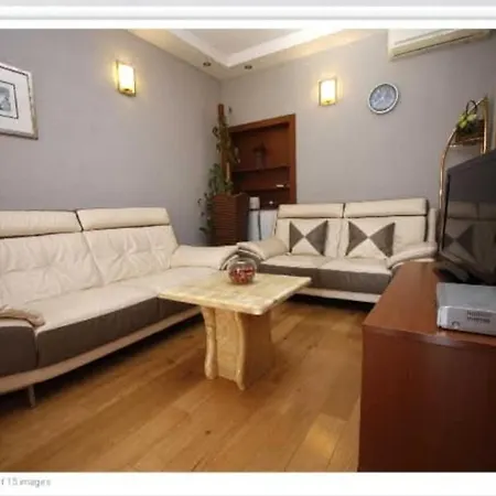 Katarina Apartment *